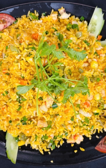 Cơm chiên hải sản