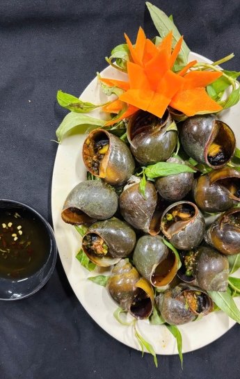 Ốc bưu nướng tiêu xanh